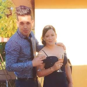 Meet your Posher, Elisa